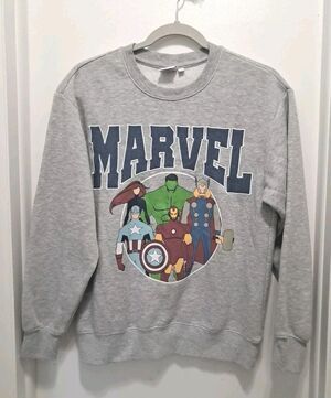 Marvel Comics Main Heads Men's Sweater  Size S Grey Long Sleeves Winter Cozy